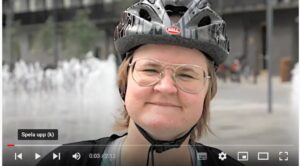 skärmdump från film Anna i cykelhjälm